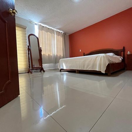 Villa Beautiful Private House In The Downtown With 3 Floors Tepatitlán Exterior foto