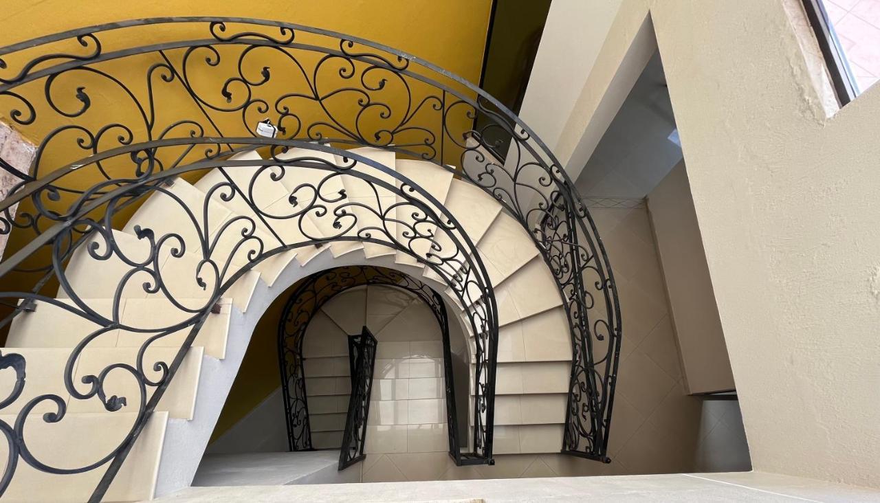 Villa Beautiful Private House In The Downtown With 3 Floors Tepatitlán Exterior foto